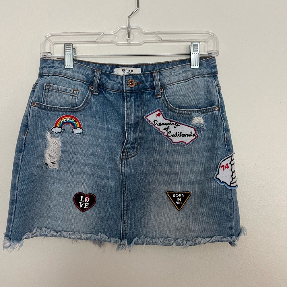 Forever 21 distressed Jean skirt